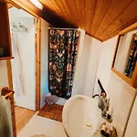1 Bed - Sleeps 2 - Pool - Parking - Wifi Nyaraló Champniers