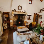 1 Bed - Sleeps 2 - Pool - Parking - Wifi Nyaraló Champniers